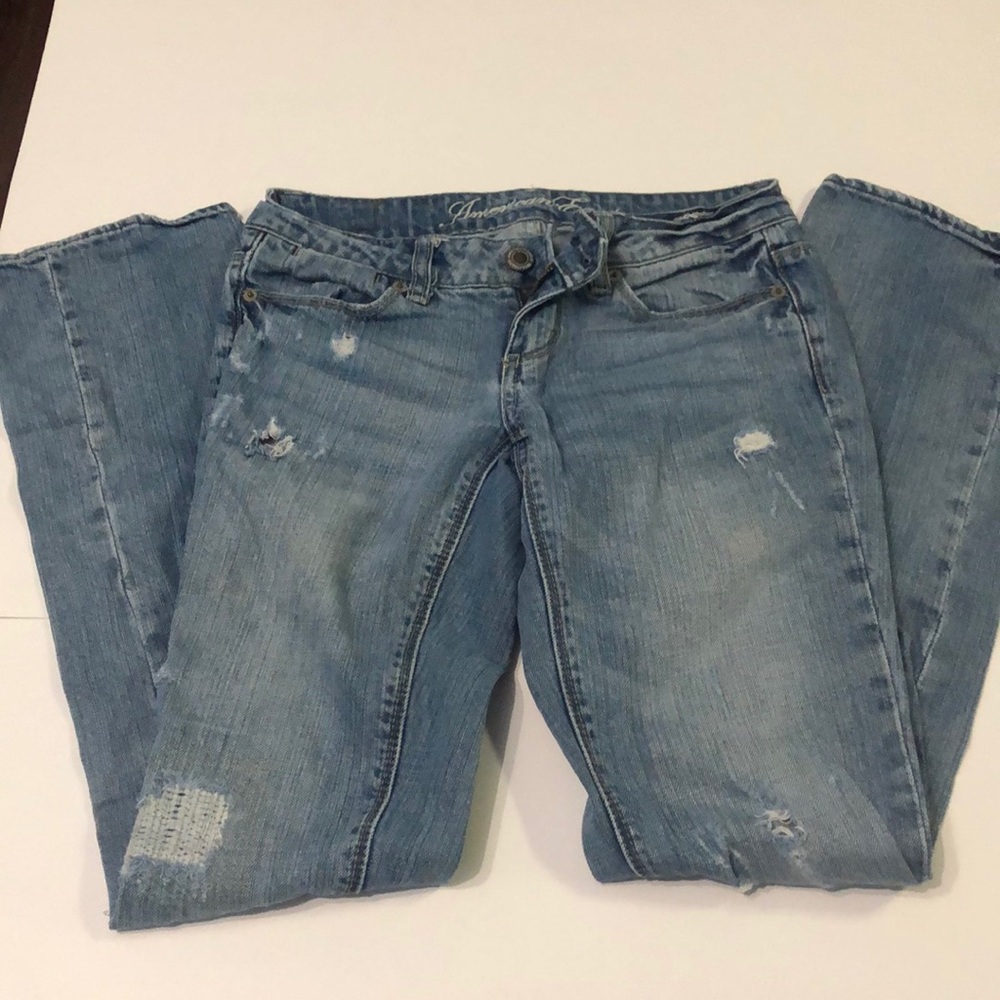 American eagle distressed 77 straight jeans
